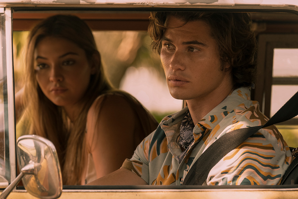 Outer Banks DeepDive Your Guide to Netflix's Hottest New Cast E! News Outer Banks DeepDive Your Guide to Netflix's Hottest New Cast E! News